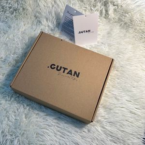 Áo Thun Thêu Cô Gái Đội Mũ Cá Tính 2